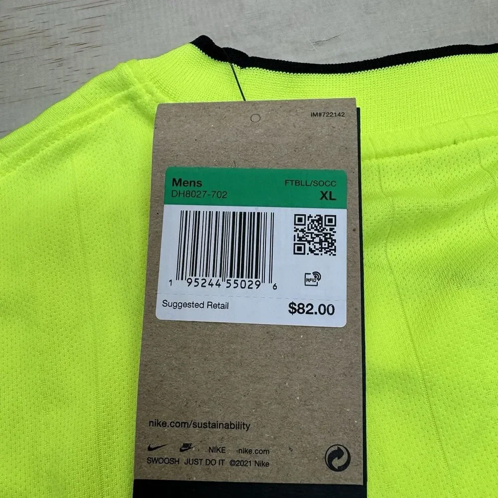 NEW Nike Dri-FIT Soccer Referee Jersey Shirt SLIM Fit Volt XL Mens DH8027-702 - Picture 10 of 15